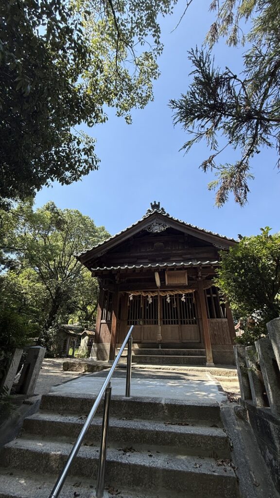 すぐ近くの王子八幡宮